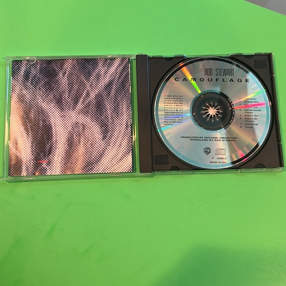 Rod Stewart Camouflage CD - Picture 4 of 4